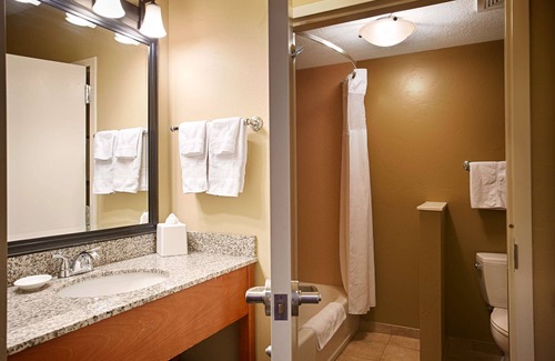 Uintah Hotel | Best Western Plus Canyon Pines