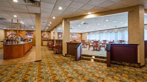 Hillside Hotel | Best Western Plus Chicago Hillside