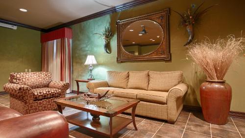 Stillwater Hotel | Best Western PLUS Cimarron Hotel & Suites