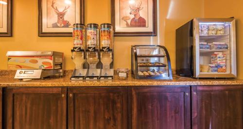 Craig Hotel | Best Western Plus Deer Park Hotel and Suites