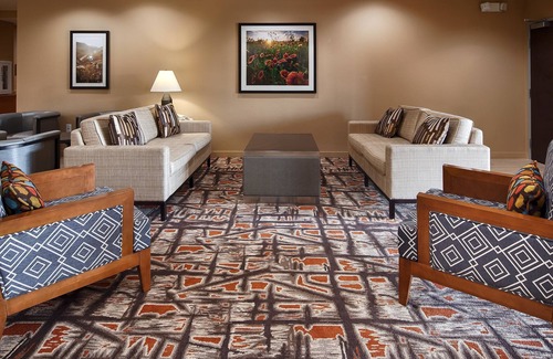 Southside Hotel | Best Western Plus Elmendorf Hotel/San Antonio Hotel