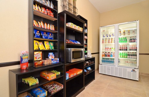 Emory Hotel | Best Western Plus Emory At Lake Fork Inn & Suites