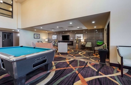 Fox Creek Hotel | Best Western Plus Fox Creek