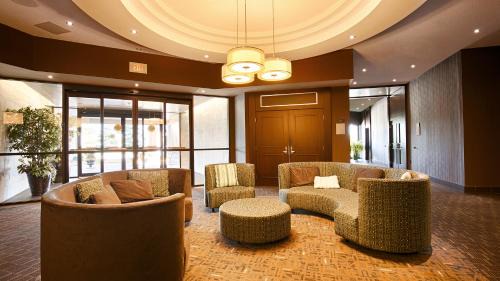 Point Edward Hotel | Best Western Plus Guildwood Inn
