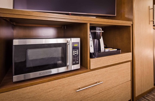 Hudson Hotel | Best Western Plus Hudson I-94