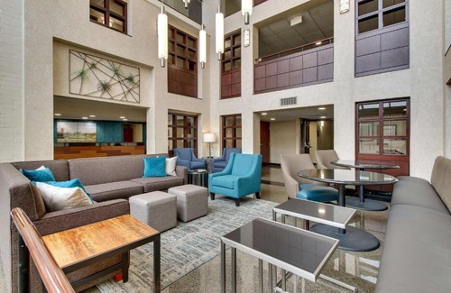 Indianapolis Hotel | Best Western Plus Indianapolis North at Pyramids