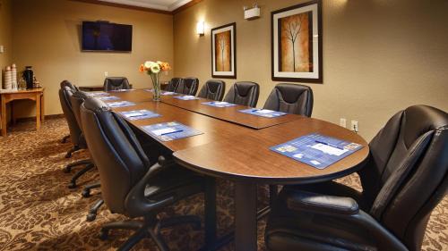 Kamloops Hotel | Best Western Plus Kamloops Hotel