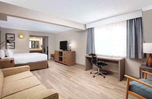 Kingman Hotel | Best Western Plus King's Inn & Suites
