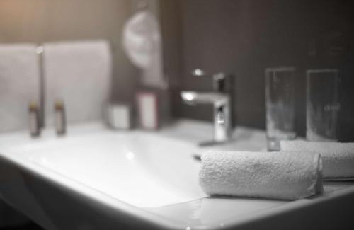 Szekesfehervar Hotel | Best Western Plus Lakeside Hotel