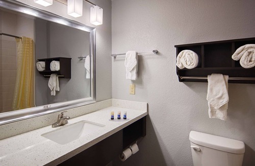 Colorado City Hotel | Best Western Plus Lonestar Inn & Suites