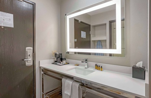 Lafayette Hotel | Best Western Plus Lafayette Hotel University Area