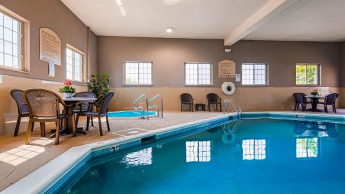Joliet Hotel | Best Western Plus North Joliet