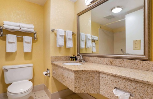 Pelham Hotel | Best Western Plus Oak Mountain Inn