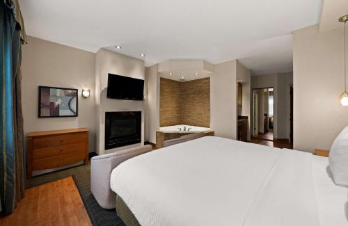 Orangeville Hotel | Best Western Plus Orangeville Inn & Suites