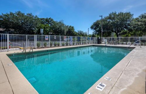 Orlando Hotel | Best Western Plus Orlando East - UCF Area