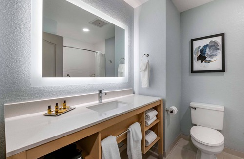 Orlando Hotel | Best Western Plus Orlando East- UCF Area