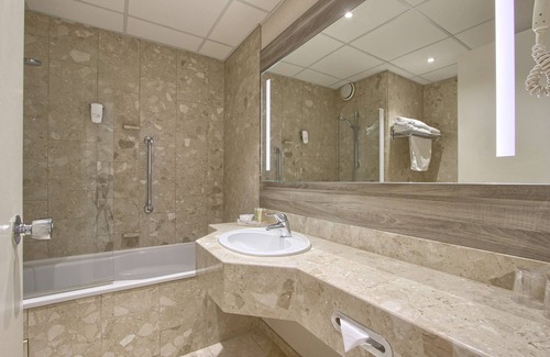 Rungis Hotel | Best Western Plus Paris Orly Airport