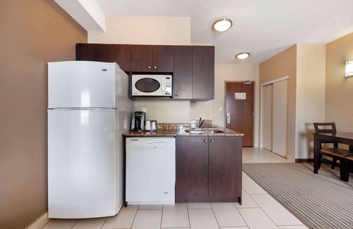 Peace River Hotel | Best Western Plus Peace River Hotel & Suites