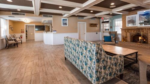 Thermopolis Hotel | Best Western Plus Plaza Hotel