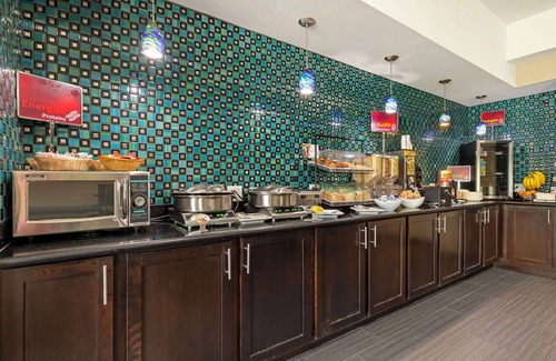 Pleasanton Hotel | Best Western Plus Pleasanton Hotel