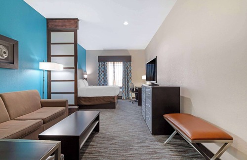 Pleasanton Hotel | Best Western Plus Pleasanton Hotel