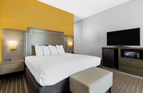 Walker Hotel | Best Western Plus Regency Park