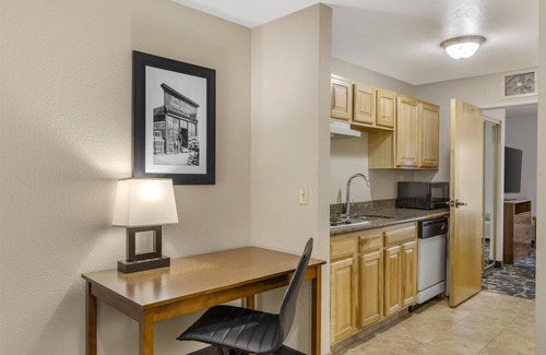 Great Falls Hotel | Best Western Plus Riverfront Hotel & Suites