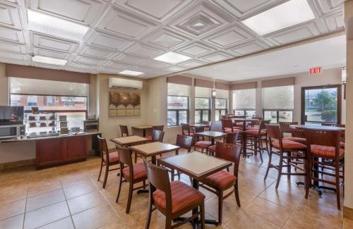 Welland Hotel | Best Western Plus Rose City Suites