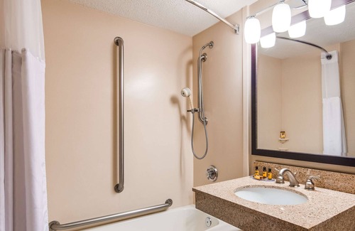 Shoreview Hotel | Best Western Plus St. Paul North/Shoreview