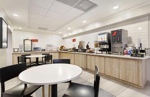 Sugar Land Hotel | Best Western Plus Sugar Land-Stafford