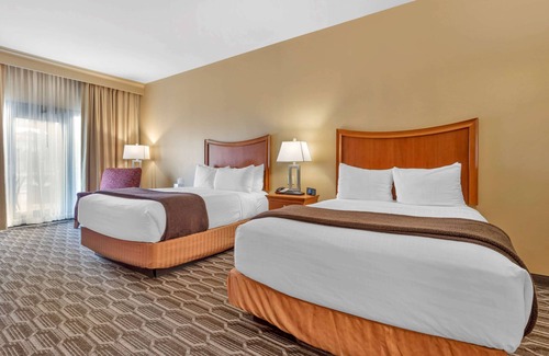 Pecos Hotel | Best Western Plus Swiss Chalet Hotel & Suites