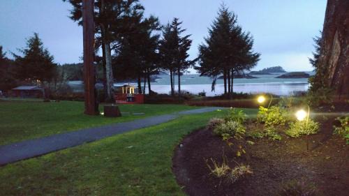 Tofino Hotel | Best Western Plus Tin Wis Resort