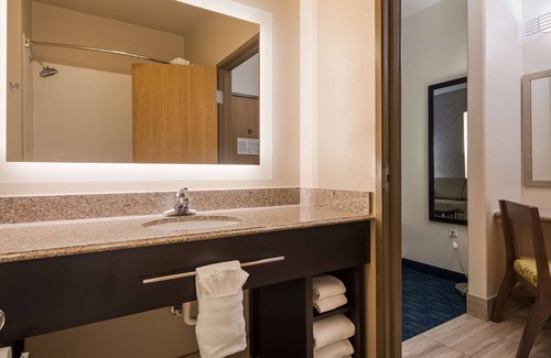Tulsa Hotel | Best Western Plus Tulsa Inn & Suites