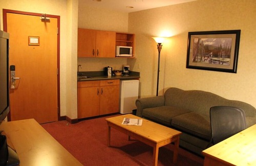 Valemount Hotel | Best Western Plus Valemount Inn & Suites