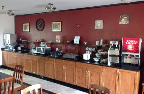 Wa Keeney Hotel | Best Western Plus Wakeeney Inn & Suites