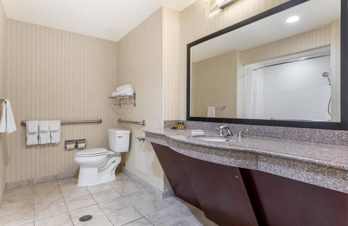 Waxahachie Hotel | Best Western Plus Waxahachie Inn & Suites