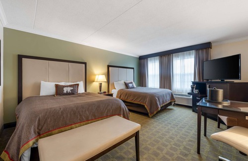 White Bear Lake Hotel | Best Western Plus White Bear Country Inn