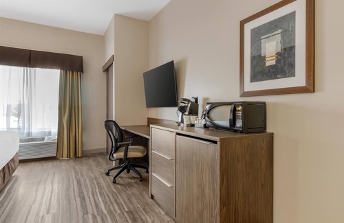 Headingley Hotel | Best Western Plus Winnipeg West