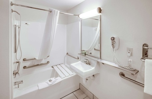 Northeast Columbus Hotel | Best Western Port Columbus