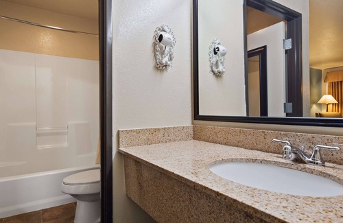 Gonzales Hotel | Best Western Regency Inn & Suites