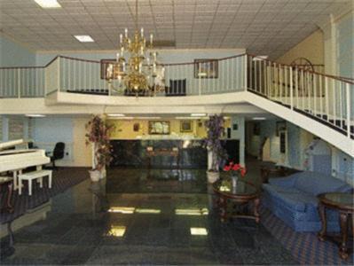 Macon Hotel | Best Western Riverside Inn