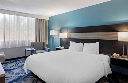 East Brunswick Hotel | Best Western Rutgers University Hotel