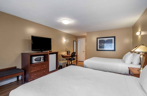 Sicamous Hotel | Best Western Sicamous Inn