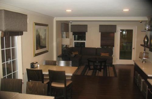 Lakeview Hotel | Best Western Skyline Motor Lodge
