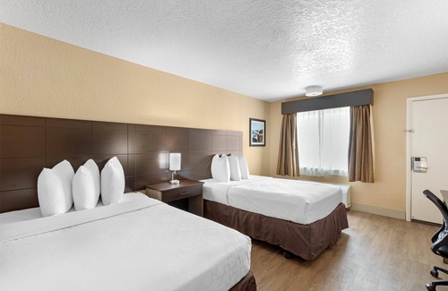 Titusville Hotel | Best Western Space Shuttle Inn