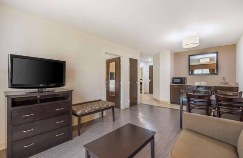 Columbus Hotel | Best Western Suites