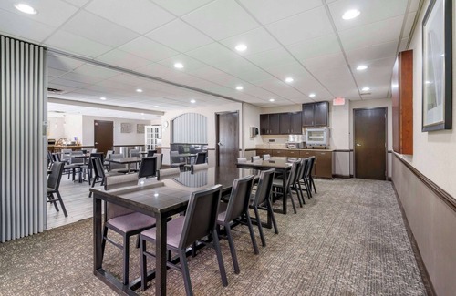Columbus Hotel | Best Western Suites