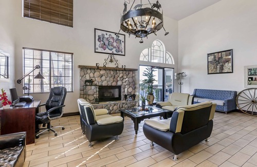 Superstition Springs Hotel | Best Western Superstition Springs Inn