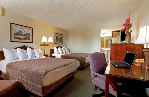 Wheatland Hotel | Best Western Torchlite