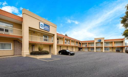 Newmarket Hotel | Best Western Voyageur Place Hotel